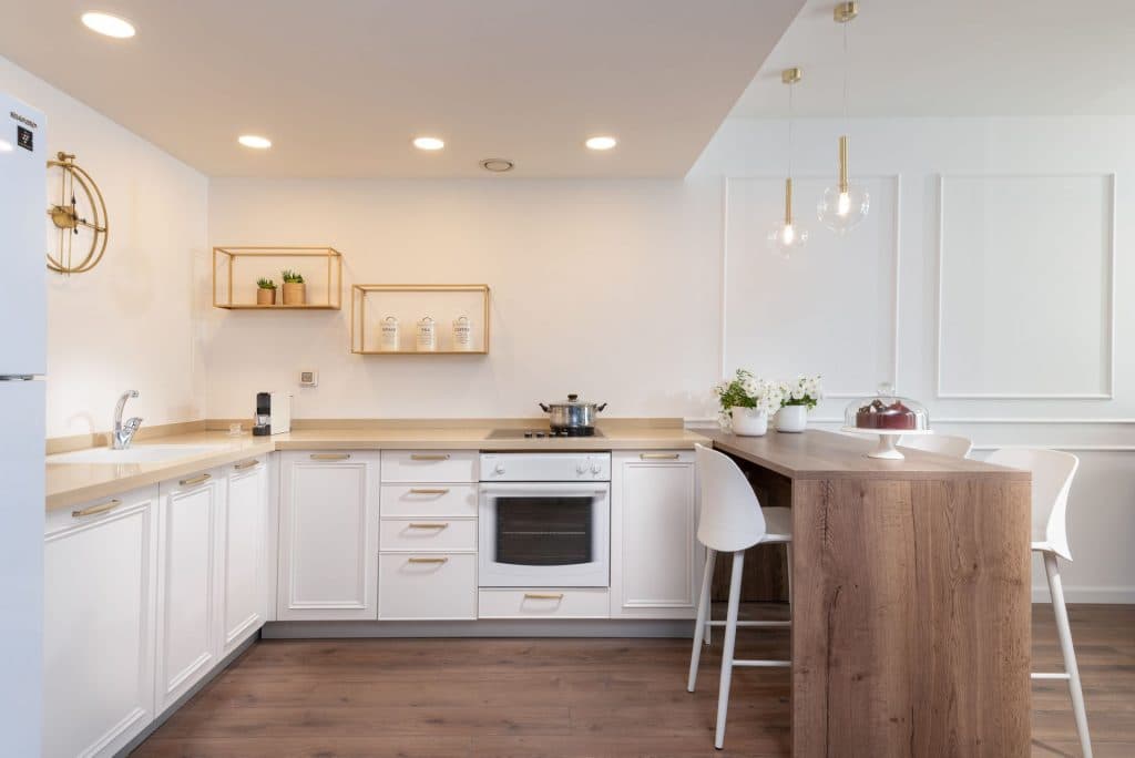 Equipped Kitchen